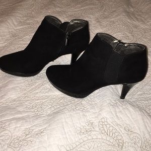 Bandolino Booties